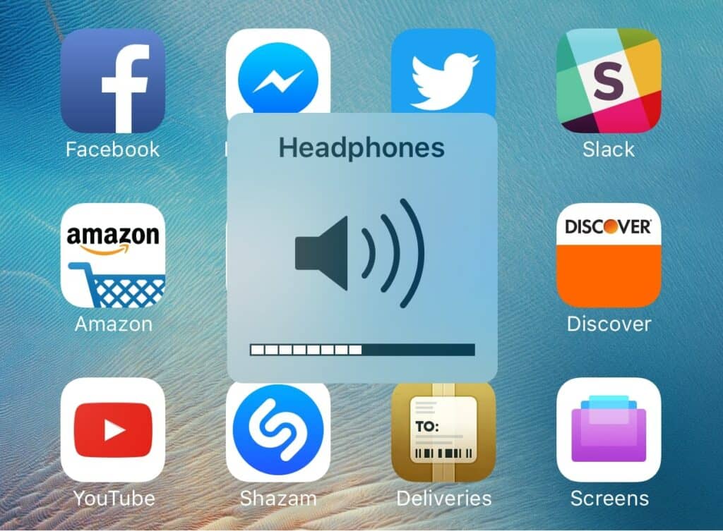 Apple iPad Headphones Mode
